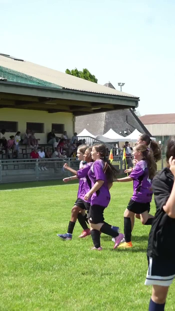 Entrée sur le terrain — Extrait réel — équipe en action