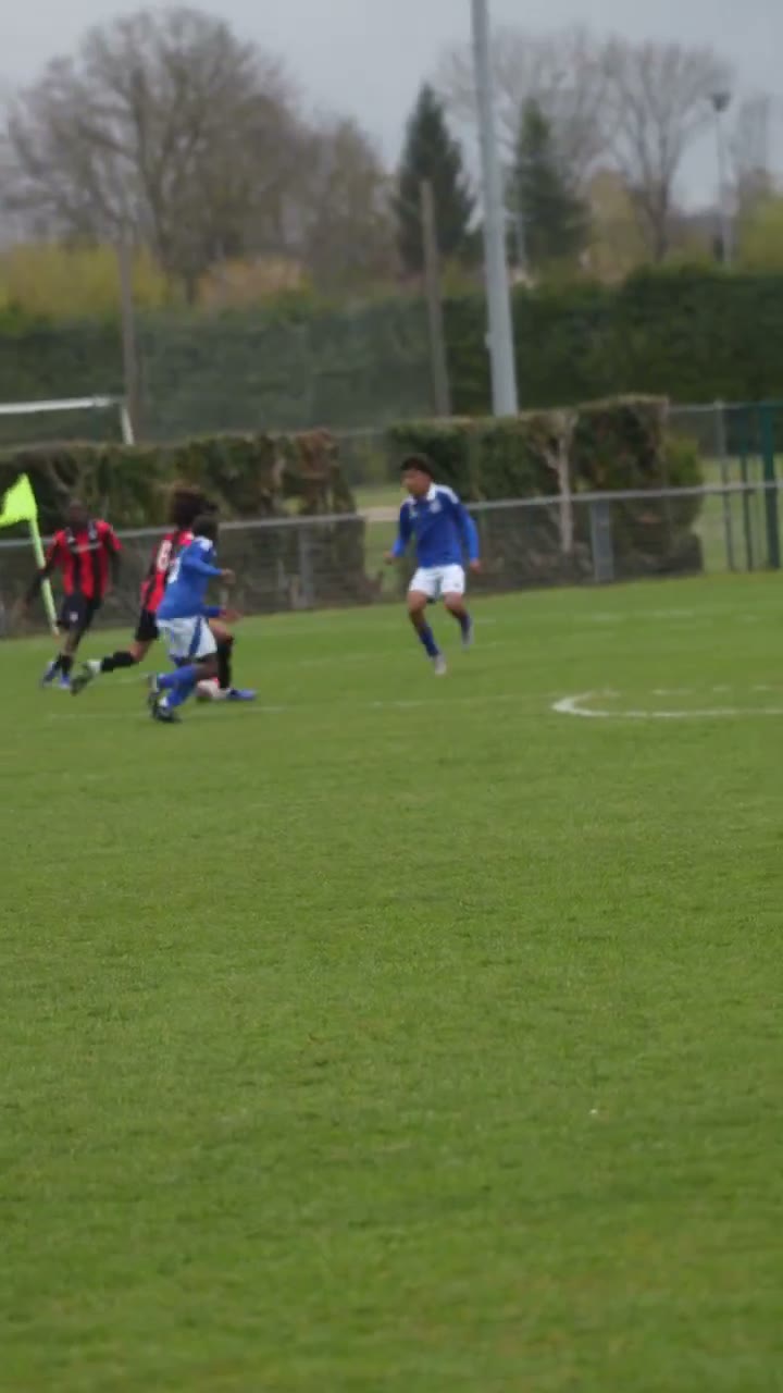 Tournoi international — Extrait réel — Tournoi Sans Frontière, Sens
